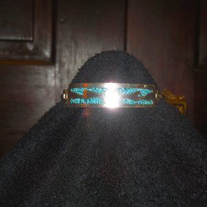Vintage.  Southwest Style Silver and Turquoise Bangle Bracelet